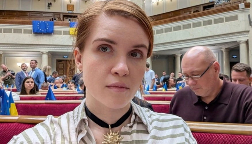 Заява Безуглої та Регламент: підстави повернення до фракції 18 серпня