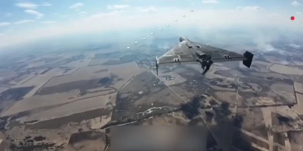 Російський шахед у небі над Україною
