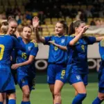 Фрагмент футбольного матчу між жіночими збірними Словаччини та України
